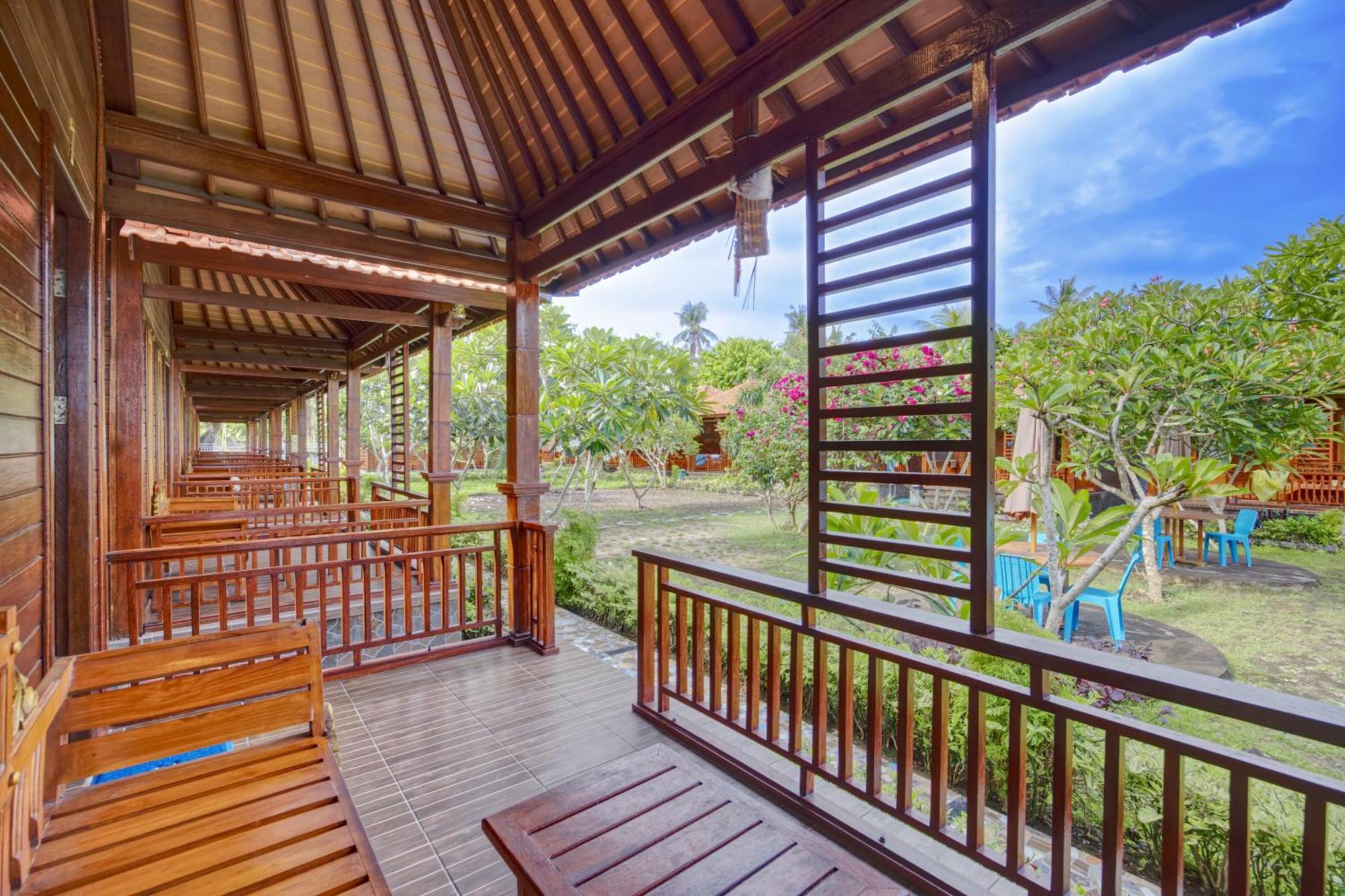 Putri Nusa Beach Ped Exterior foto